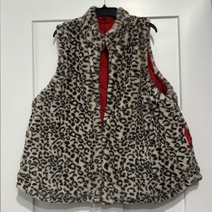 Leopard Reversible Sherpa Zip Up Vest